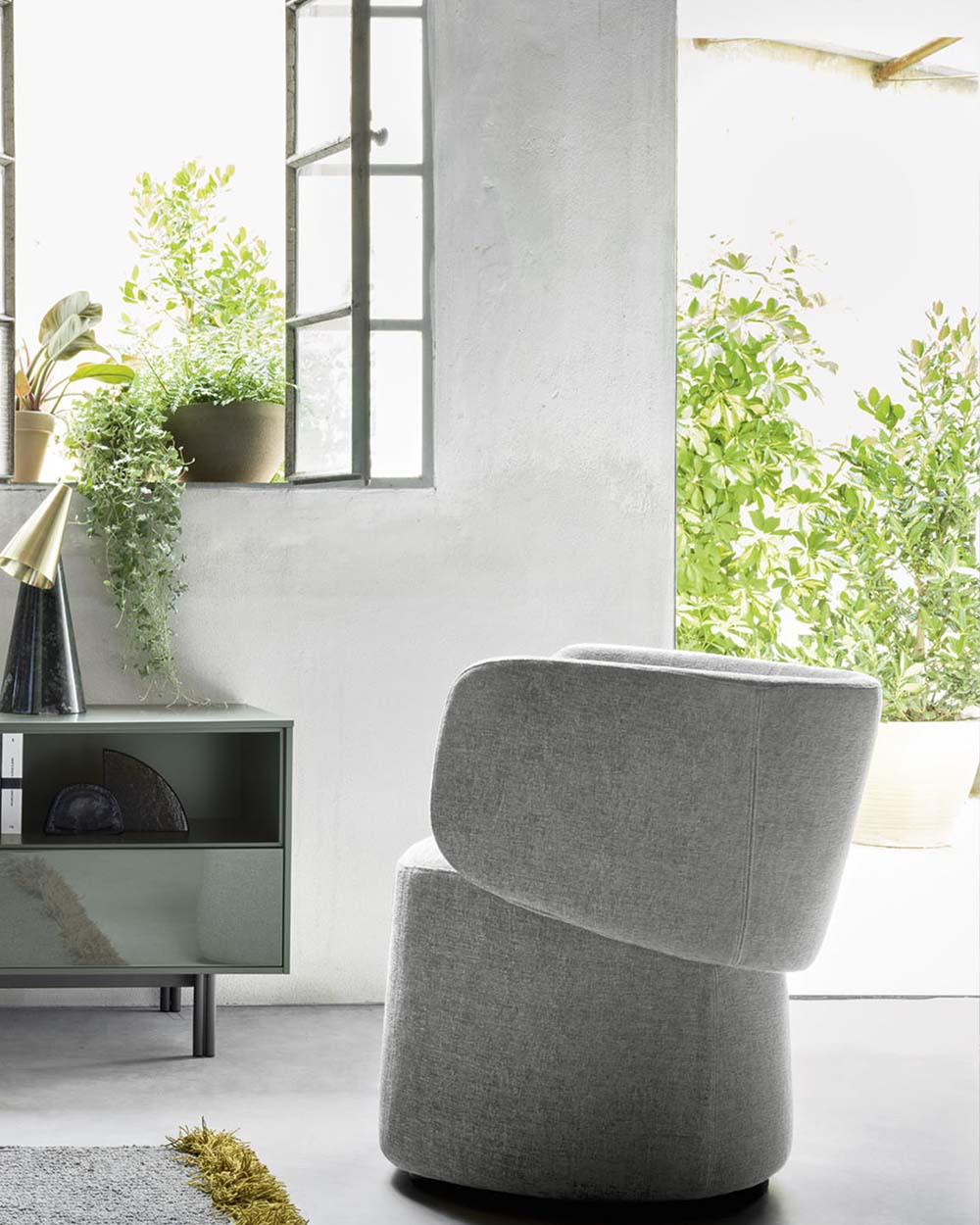 Origin minimalist modern armchair by Novamobili