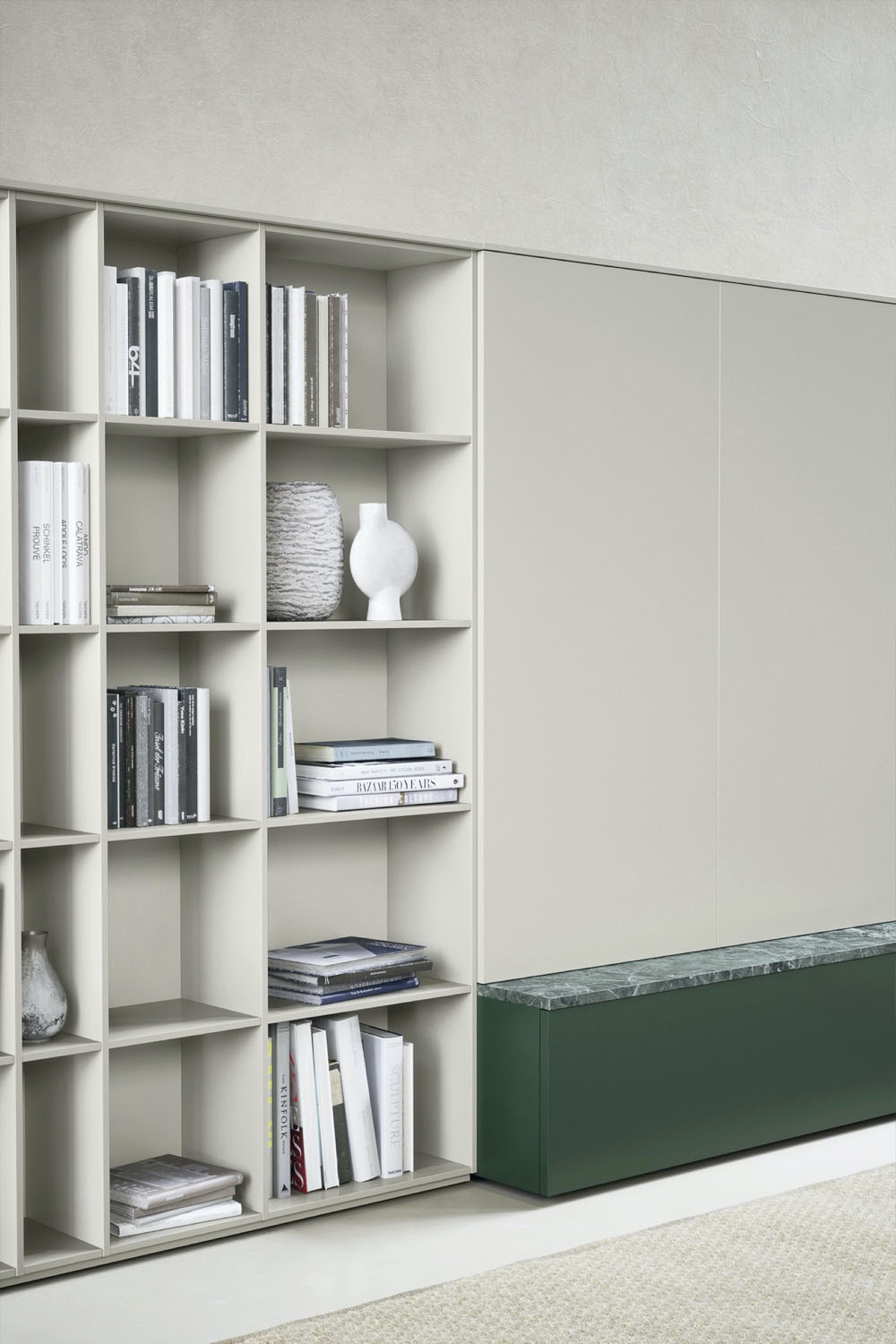Krieder-wall12-bookcase-lifestyle-003