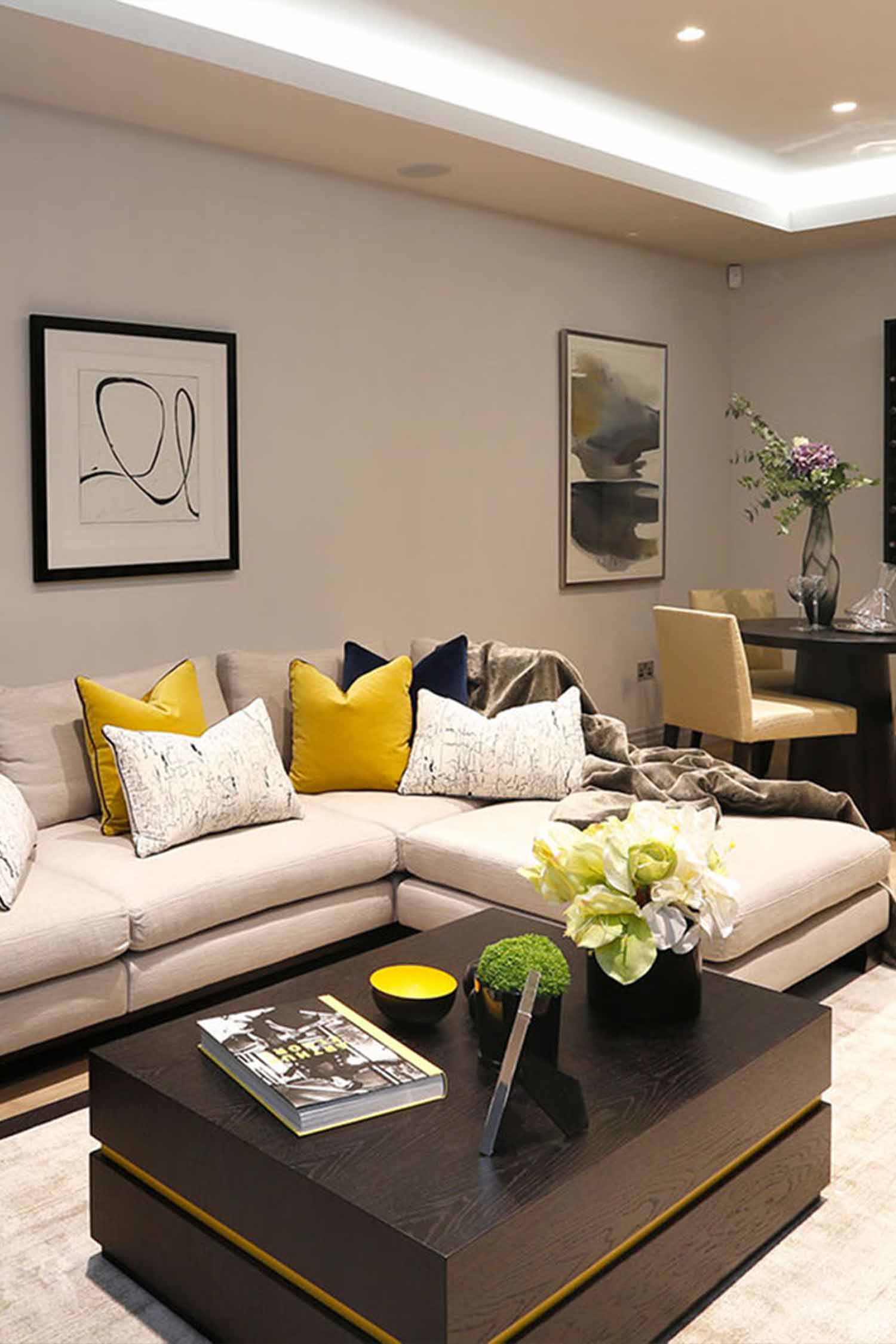 Luxury Townhouse kitchens for Bolingbroke Terrace by Krieder